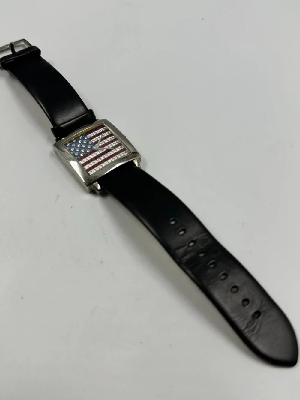 Relic Watch Women Silver Tone Rhinestone American Flag Dial New Battery 9 Inch
